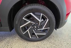 2025 Mahindra XUV3XO AX7L