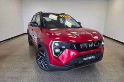 2025 Mahindra XUV3XO AX7L