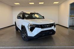 2025 Mahindra XUV3XO AX5L