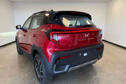 2025 Mahindra XUV3XO AX7L