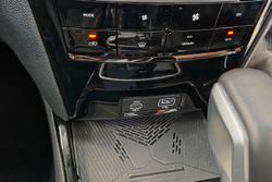 2025 Mahindra XUV3XO AX7L