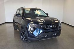 2025 Mahindra XUV3XO AX7L