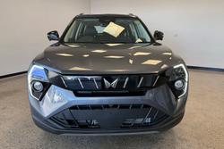 2025 Mahindra XUV3XO AX7L