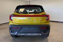 2025 Mahindra XUV3XO AX7L