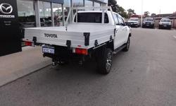 2015 Toyota Hilux SR5