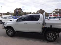2015 Toyota Hilux SR5