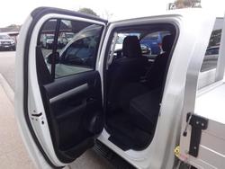 2015 Toyota Hilux SR5