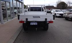 2015 Toyota Hilux SR5