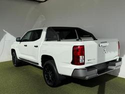 2025 Mitsubishi Triton GLX-R