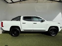 2025 Mitsubishi Triton GLX-R