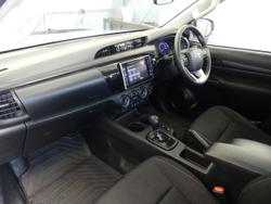 2020 Toyota Hilux SR