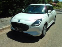 2025 Suzuki
Swift Hybrid