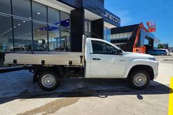 2018 Mitsubishi Triton GLX