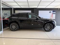 2019 Porsche
Macan S