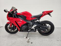 2013 Honda CBR1000RR (FIREBLADE) Red