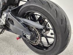 2013 Honda CBR1000RR (FIREBLADE) Red