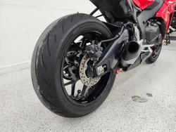 2013 Honda CBR1000RR (FIREBLADE) Red