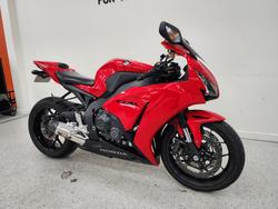 2013 Honda CBR1000RR (FIREBLADE) Red