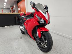 2013 Honda CBR1000RR (FIREBLADE) Red