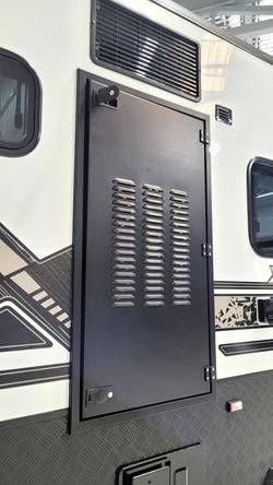 2024 Prime Edge Xplorer 16