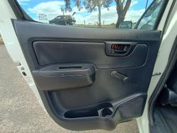 2014 Toyota Hilux Workmate TGN16R MY14 4x2 Glacier White