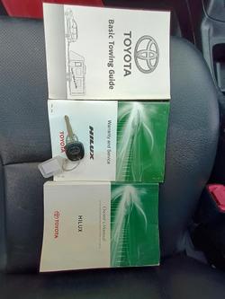 2014 Toyota Hilux Workmate TGN16R MY14 4x2 Glacier White