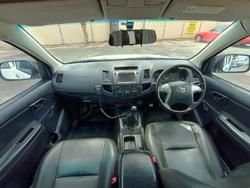 2014 Toyota Hilux Workmate TGN16R MY14 4x2 Glacier White