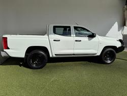 2024 Mitsubishi Triton GLX