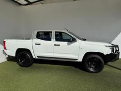 2024 Mitsubishi Triton GLX