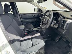 2024 Mitsubishi Triton GLX