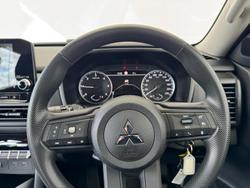 2024 Mitsubishi Triton GLX