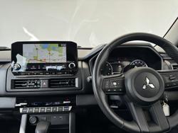 2024 Mitsubishi Triton GLX