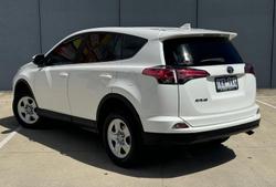 2017 Toyota RAV4 GX ZSA42R Glacier White