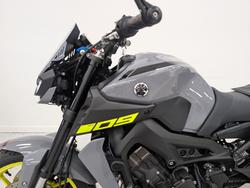 2017 YAMAHA MT-09A grey
