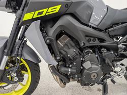 2017 YAMAHA MT-09A grey