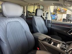 2025 LDV D90 Executive