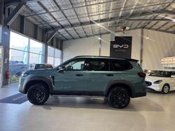 2025 LDV D90 Executive