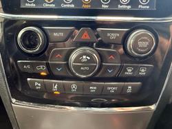 2020 Jeep Grand Cherokee Night Eagle