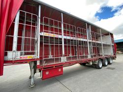2016 Vawdrey 24P Drop Deck Curtainsider Red