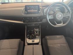 2025 Nissan X-TRAIL ST