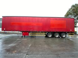 Krueger 24P Straight Curtain Sider