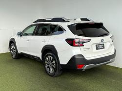 2025 Subaru Outback AWD Touring XT