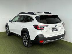 2025 Subaru Outback AWD Touring XT