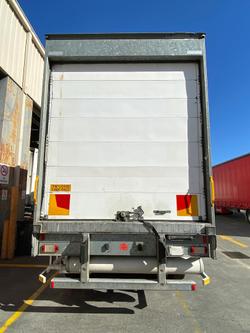 2015 Vawdrey 22P Straight Freezer Van White