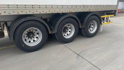 2015 Vawdrey 22P Straight Freezer Van White