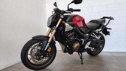 2024 Honda CB650R E-Clutch CB Maroon