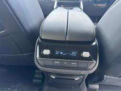 2025 LDV D90 Executive