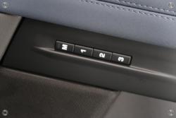 2021 Land Rover Range Rover Evoque P250 R-Dynamic SE