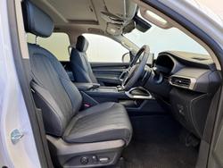 2025 LDV D90 Executive