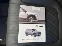 2025 LDV D90 Executive